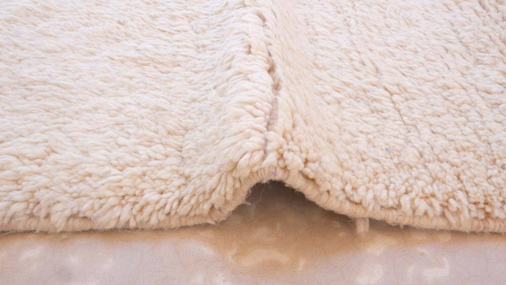 Contemporary Moroccan Rug - 249 x 121 cm