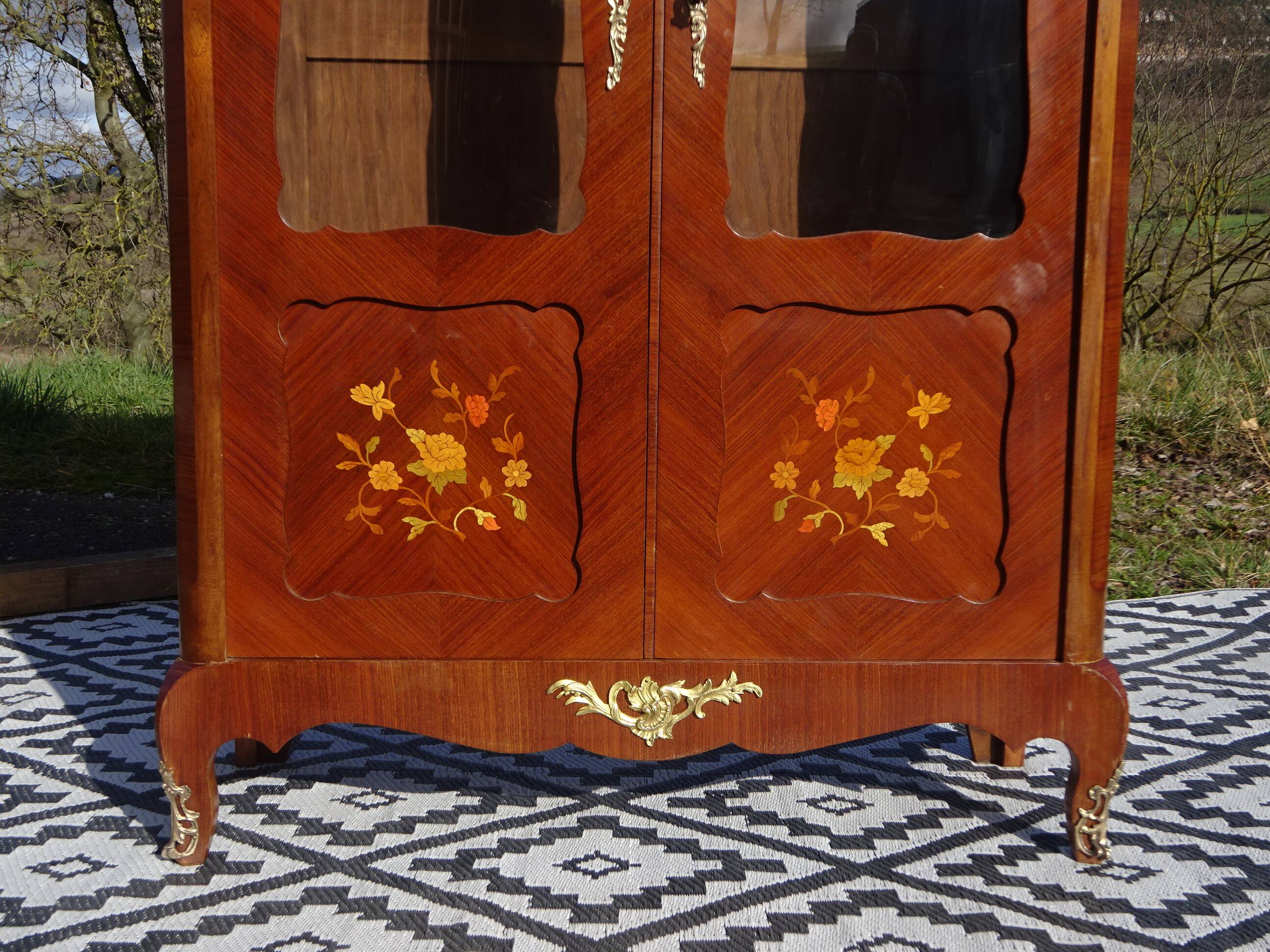 Louis XV library in rosewood marquetry