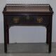 Bureau de travail d'architecte en bois dur George III Thomas Chippendale