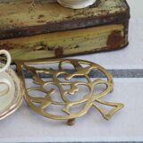 Brass table mat