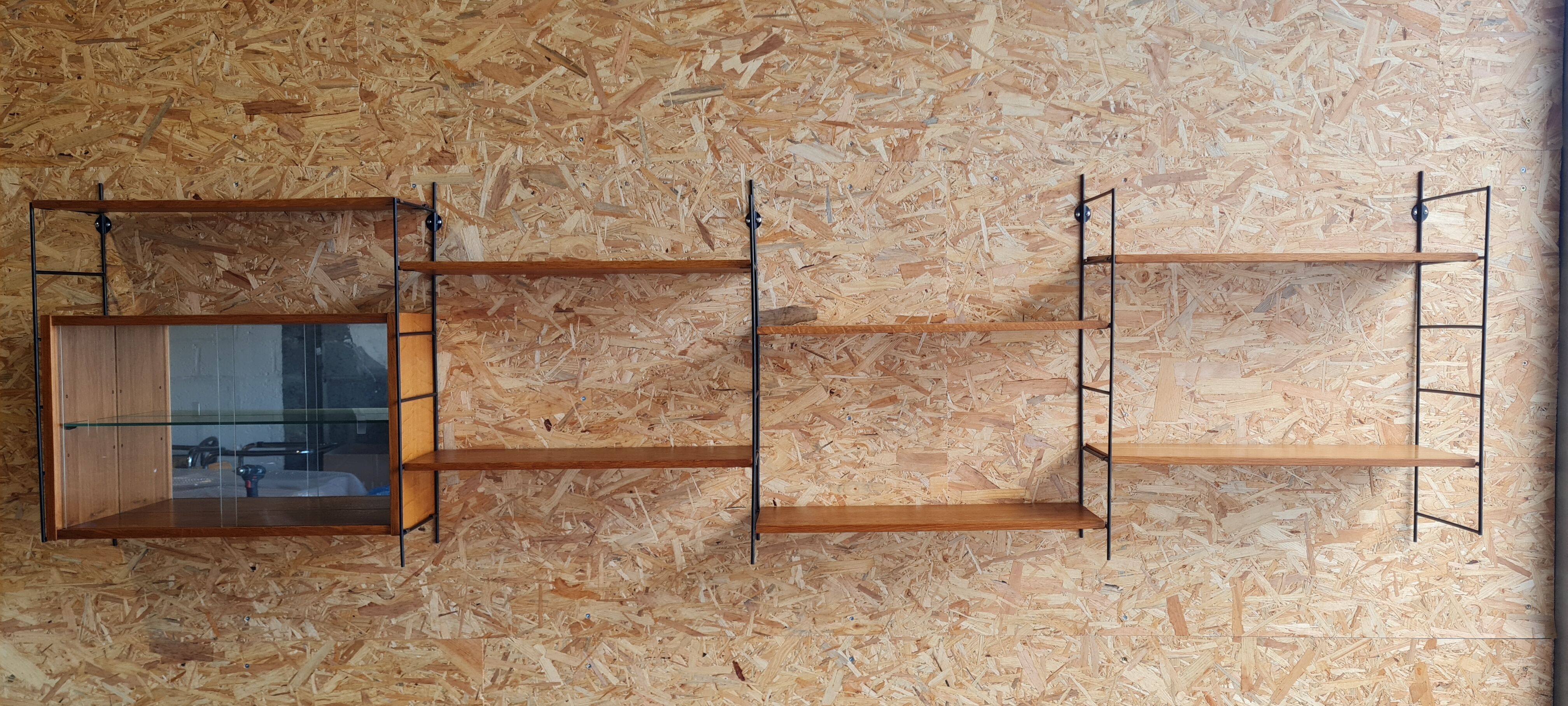 String shelf with box 1960