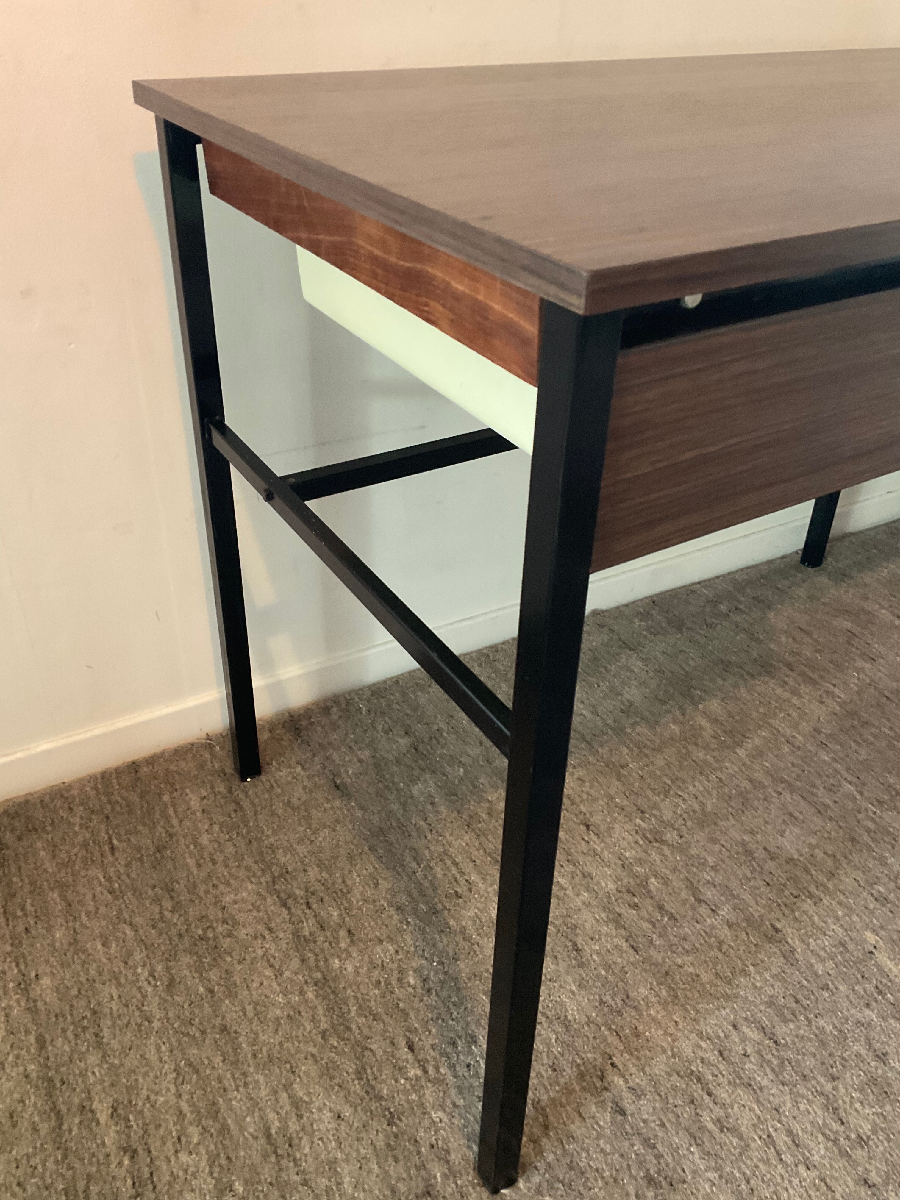 Junior Office by Pierre Guariche for Meurop 60s