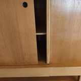 Superb tall sideboard in light oak, French work from the early 1950s