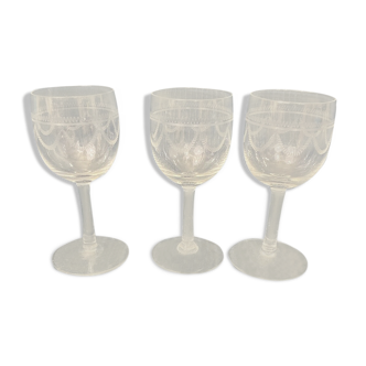 Lot de 3 verres style Louis