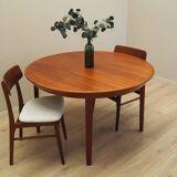 Round teak table, Danish design, 1960s, manufacturer: Gudme Møbelfabrik, de