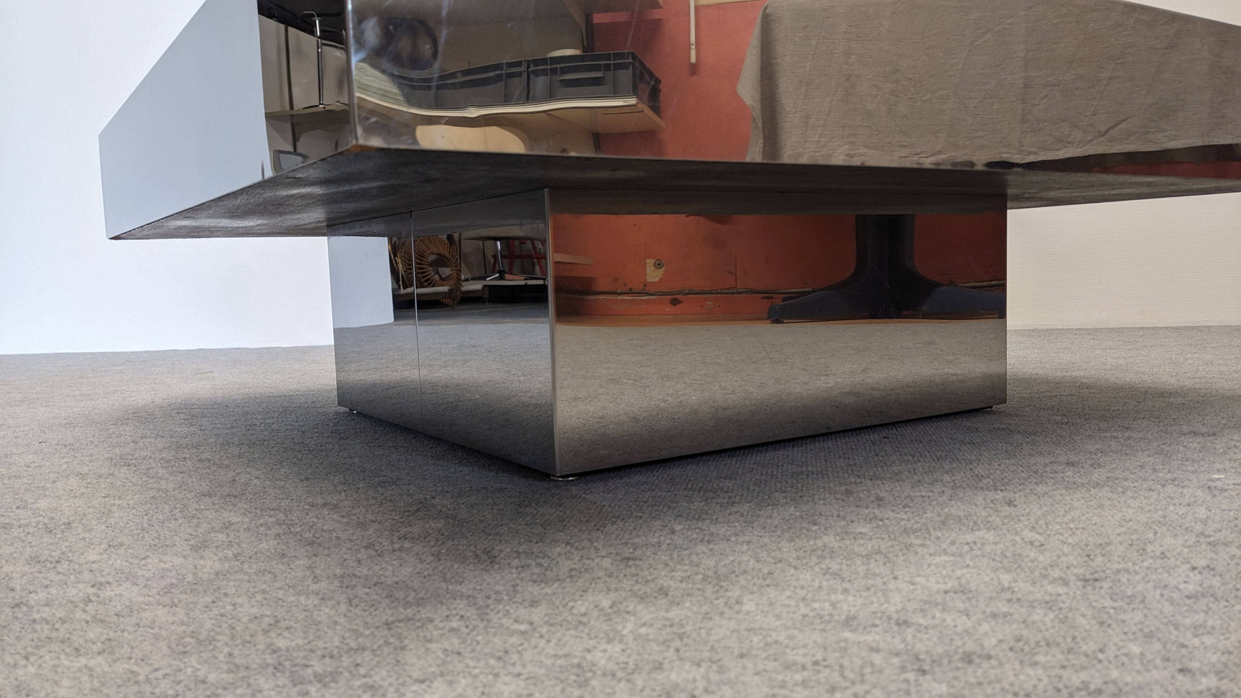 Italian coffee table from the 60s/70s