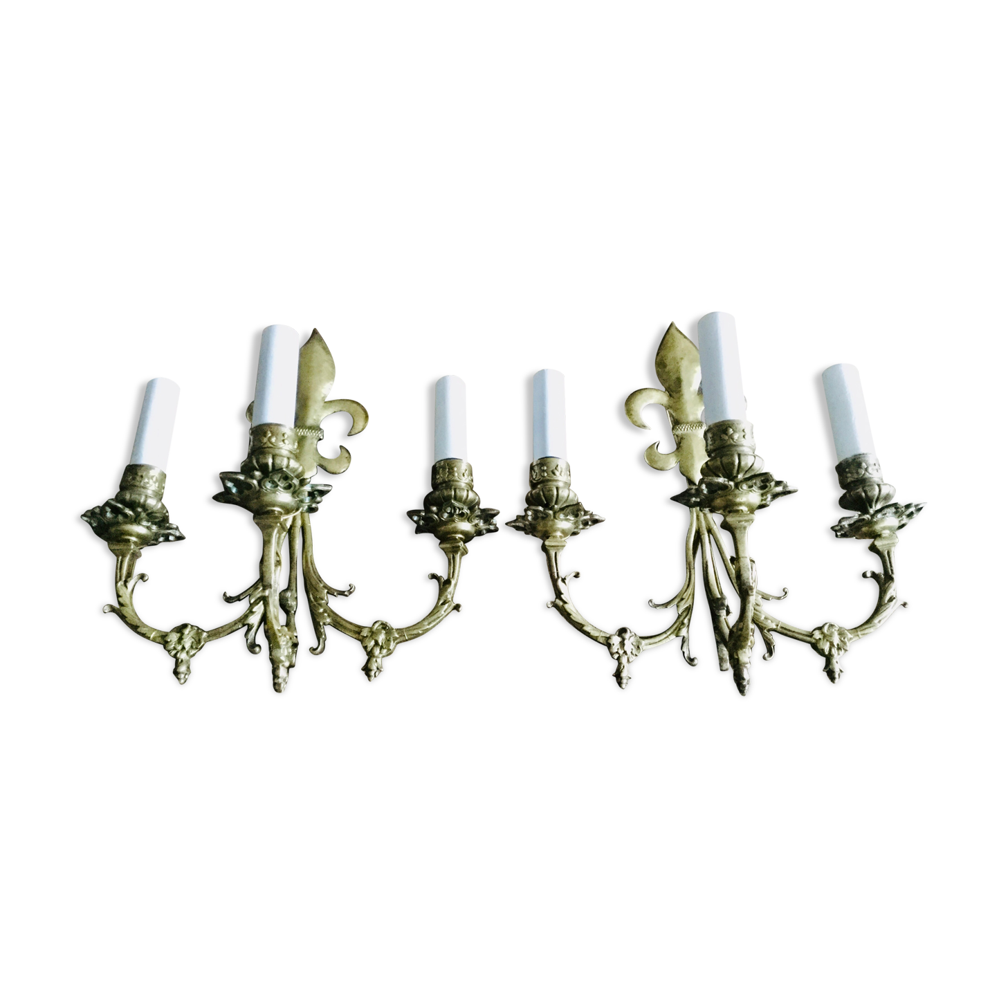 Pair of sconces flowers of lys bronze 3 lights