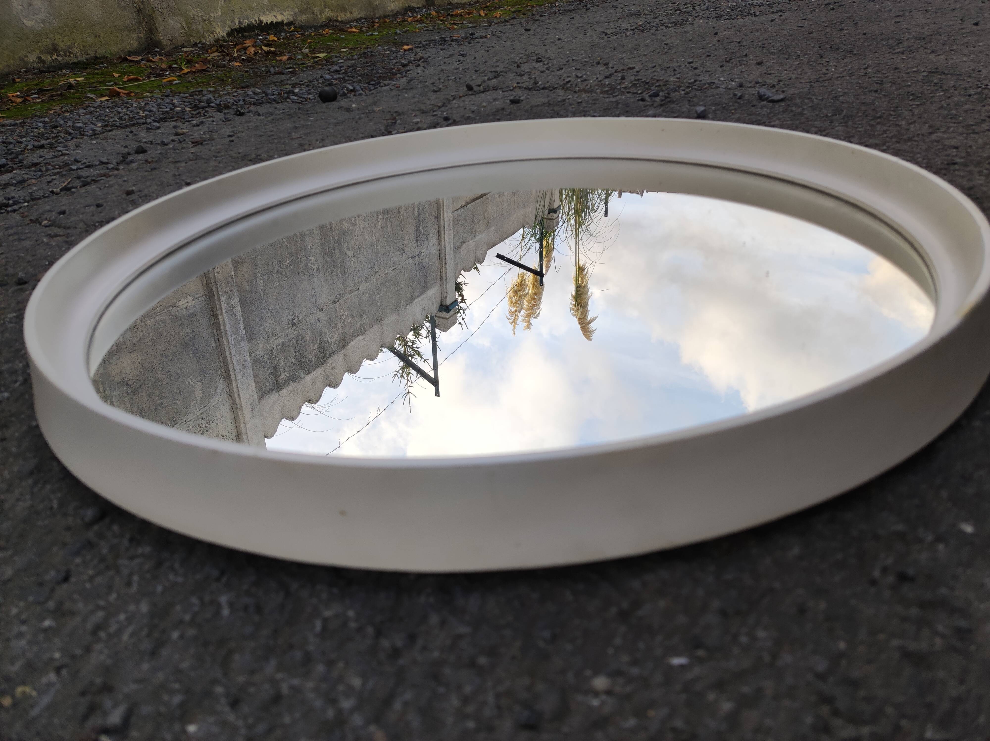 Round mirror frame white wood pop vintage 70