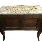 Commode sauteuse galbée style Louis XV estampillée en marqueterie