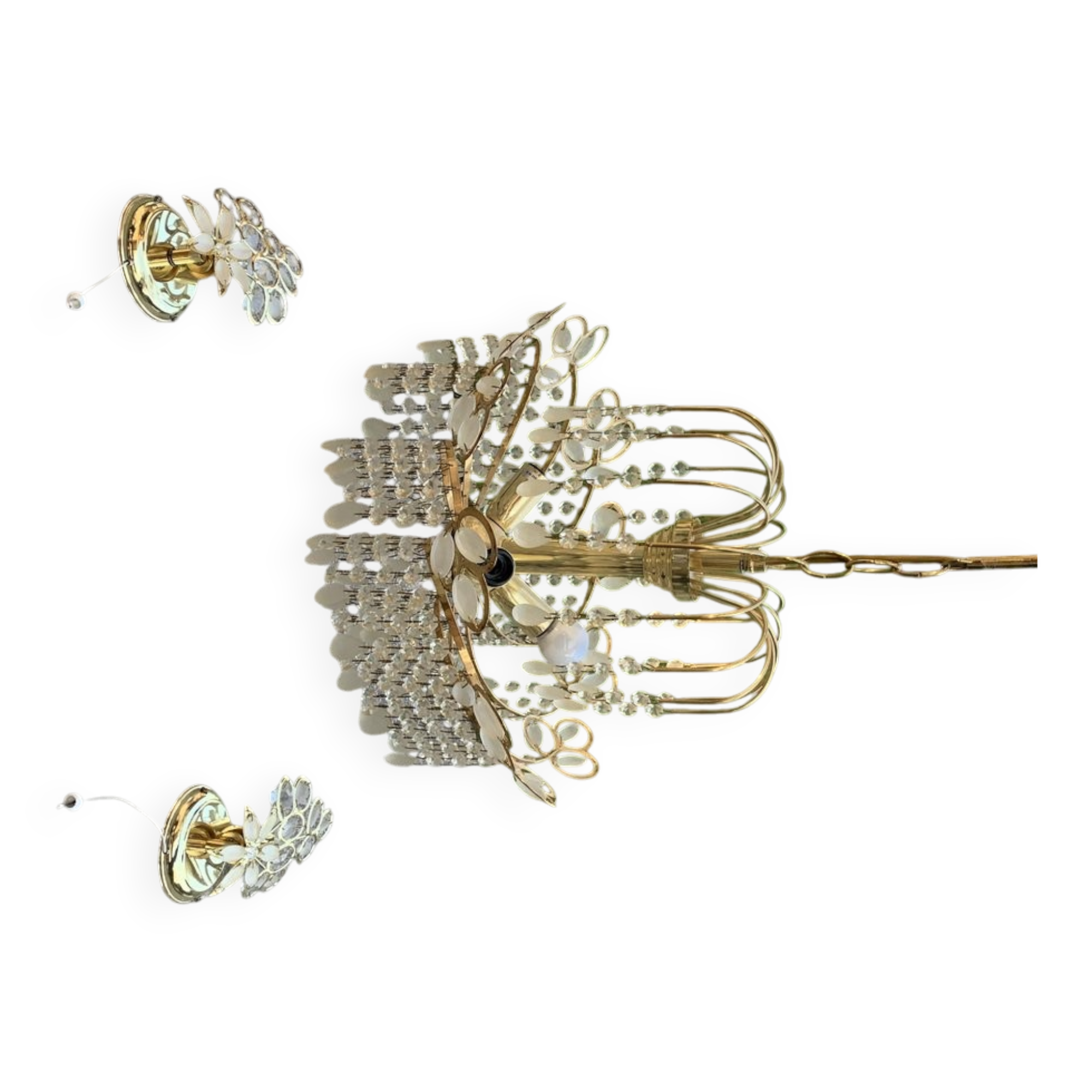 Mid-century chandelier and 2 wall sconces in gilded brass and clear glass, 1960s.