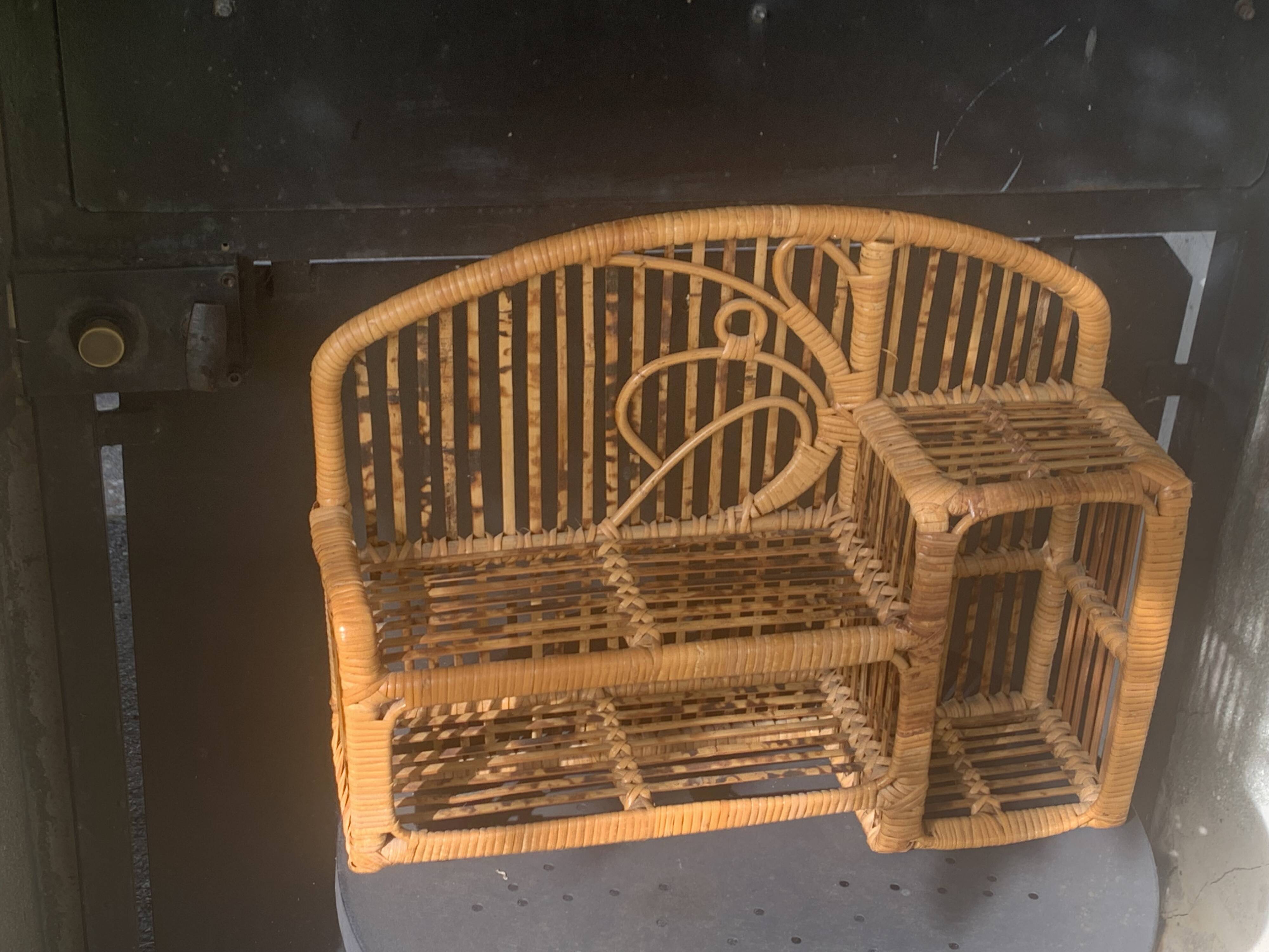 Bamboo and rattan shelf, designer and vintage, to hang or place