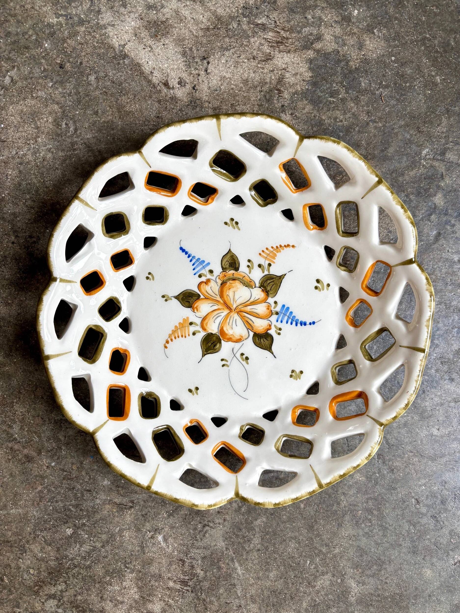 Openwork Moustiers bowl in hand-painted earthenware