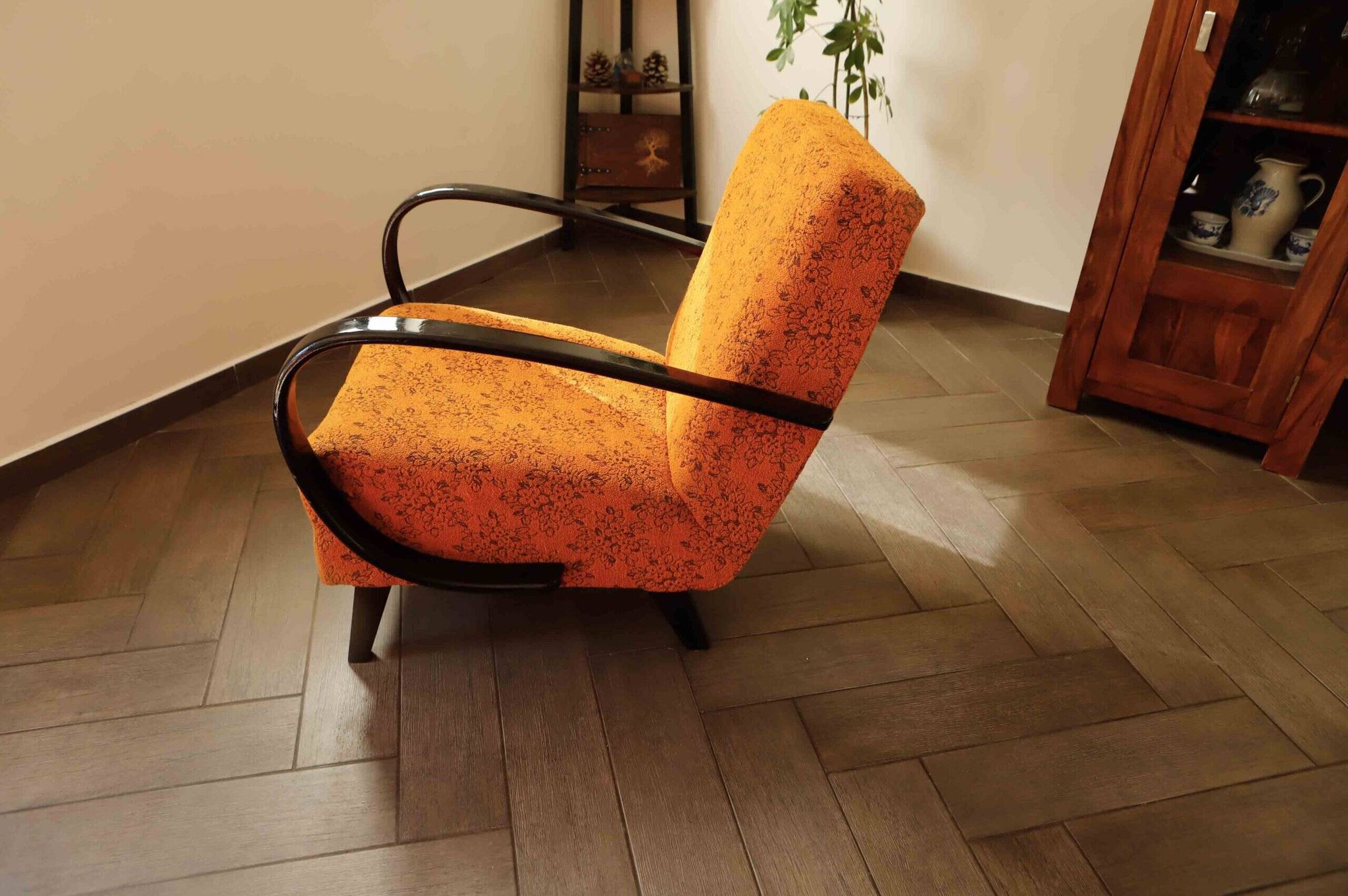 Art Deco armchair C by Jindřich Halabala – original upholstery