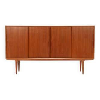 Model 19 Sideboard by Omann Jun Mobelfabrik in teak, Denmark 1960s