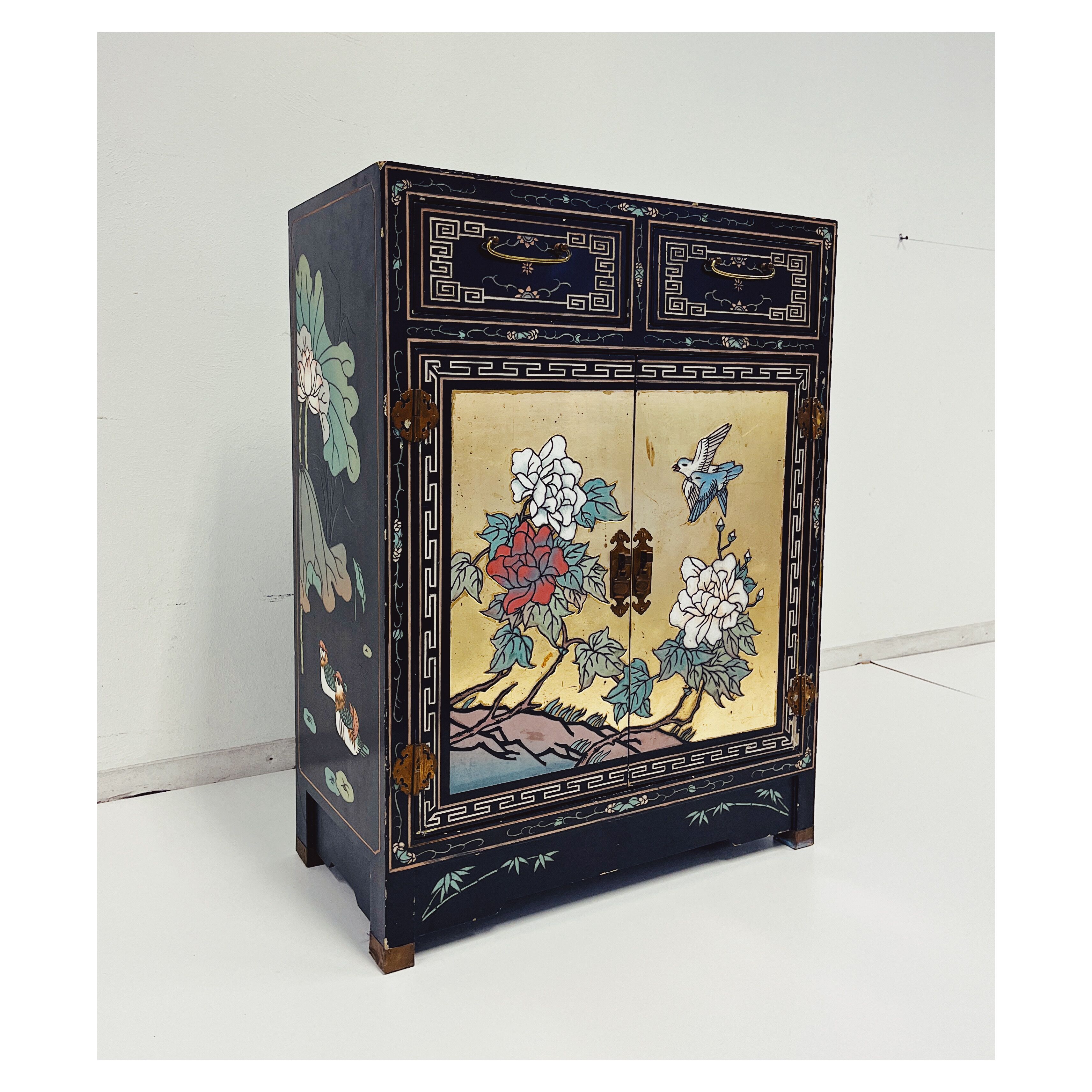 Chinese wall cabinet