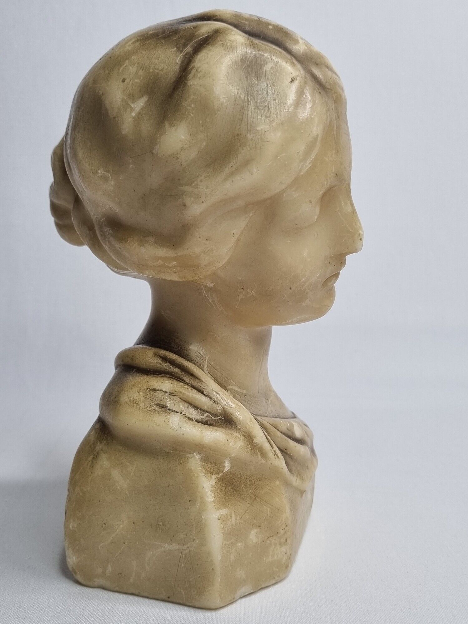 Bust of a young woman in Florentine style wax, 19 cm
