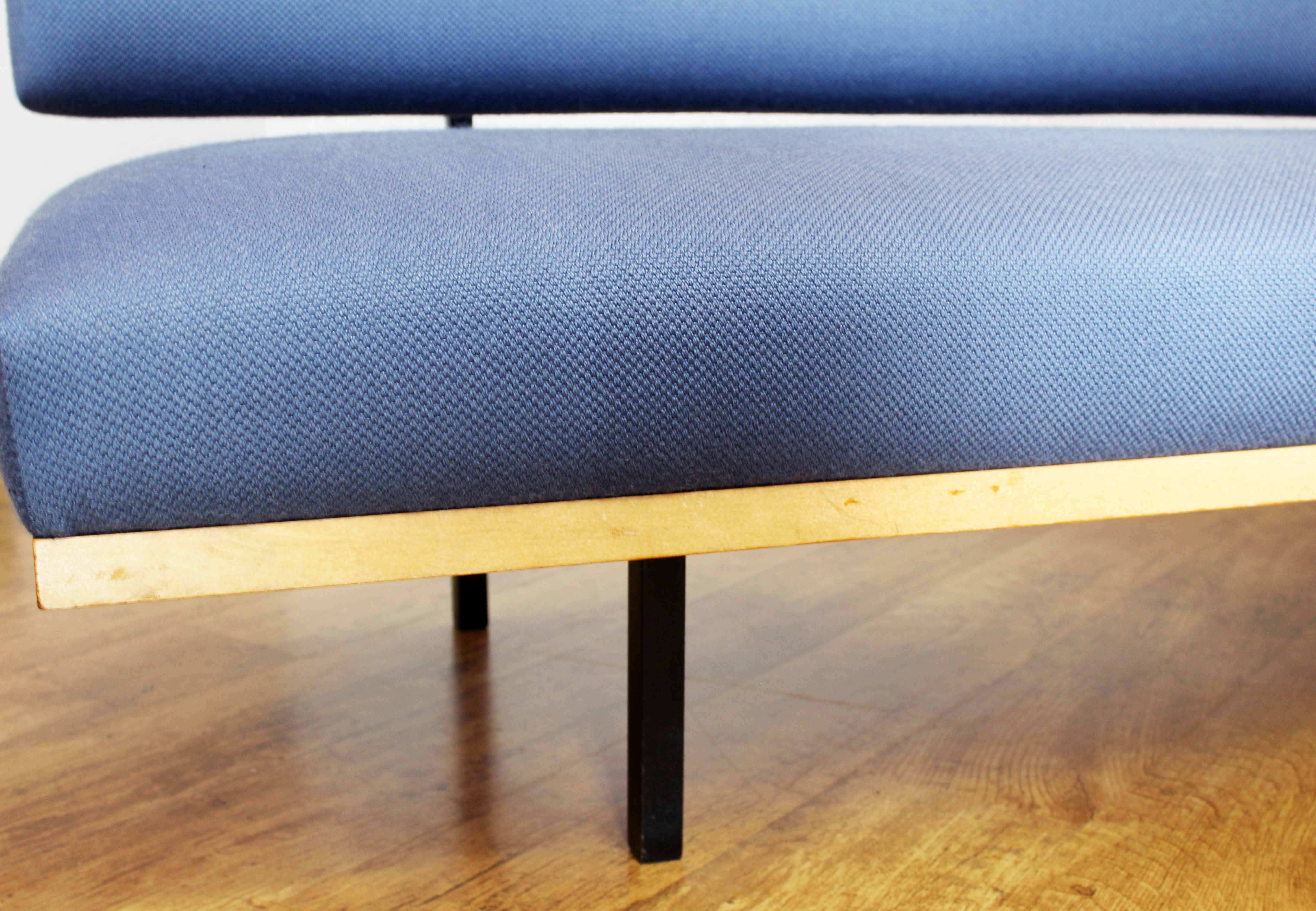 Daybed sofa bench