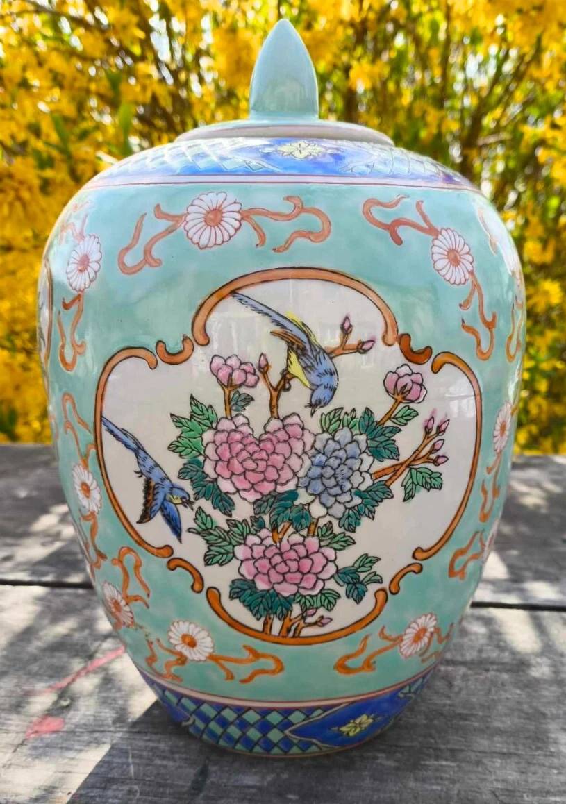 Pot couvert, vase chinois à motifs de fleurs et oiseaux en céramique cloisonnée