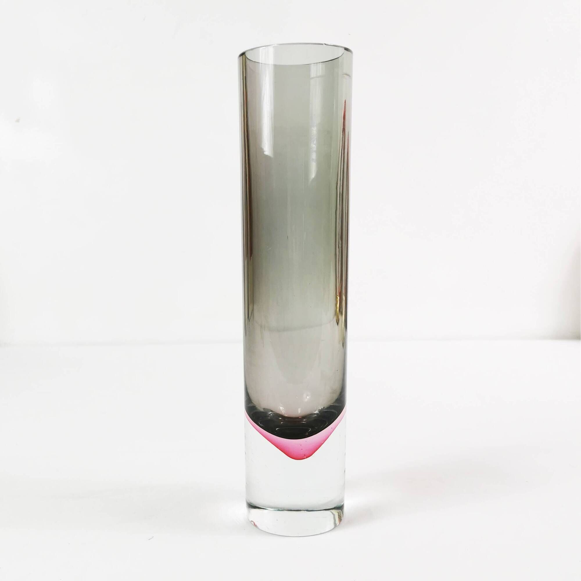 Minimalist glass vase Sommerso, designed by Flavio Poli, Italy, 1960s.