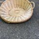 Panier de présentation rond en osier et rotin tressé