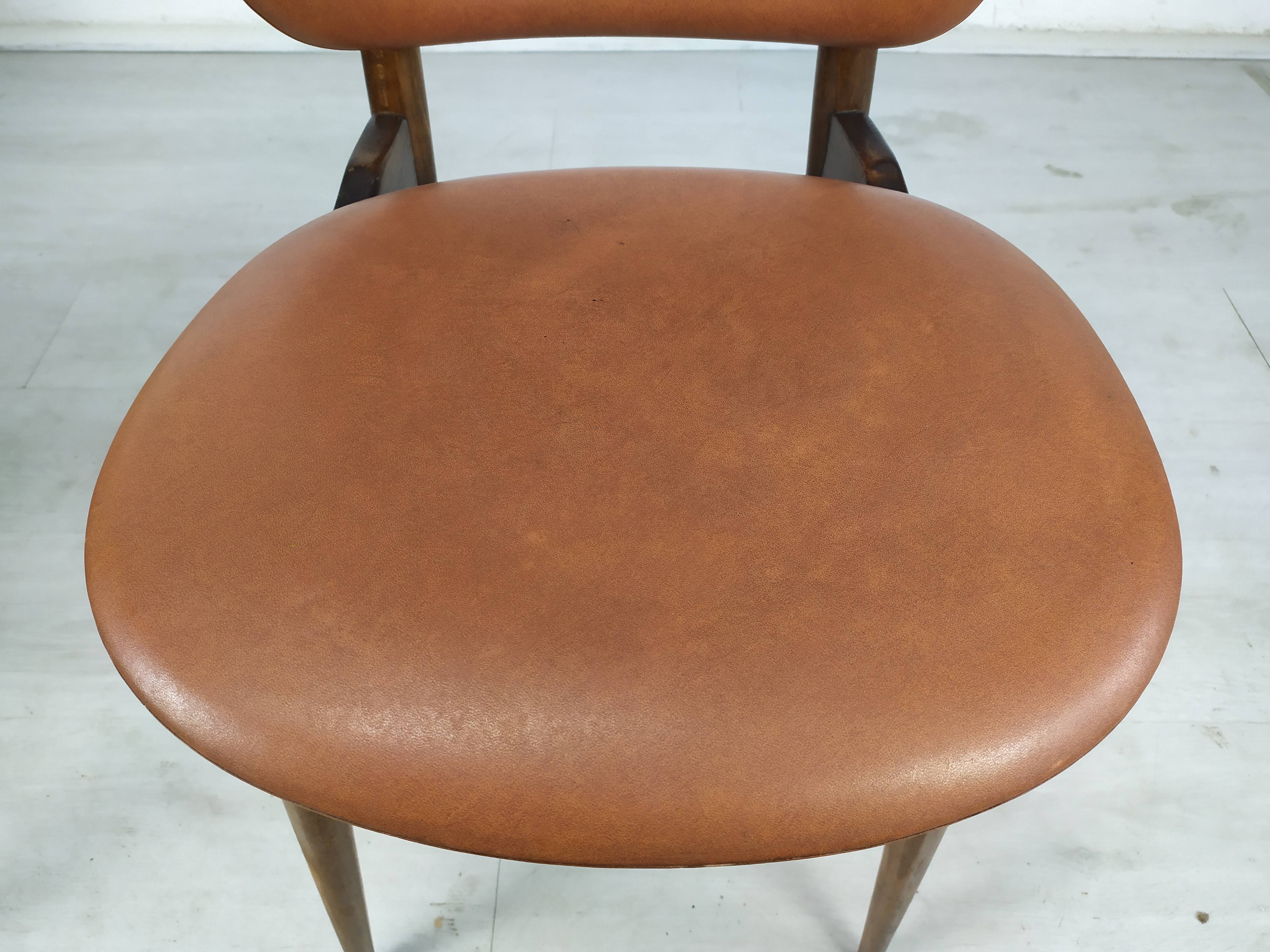 2 Baumann pegasse chairs