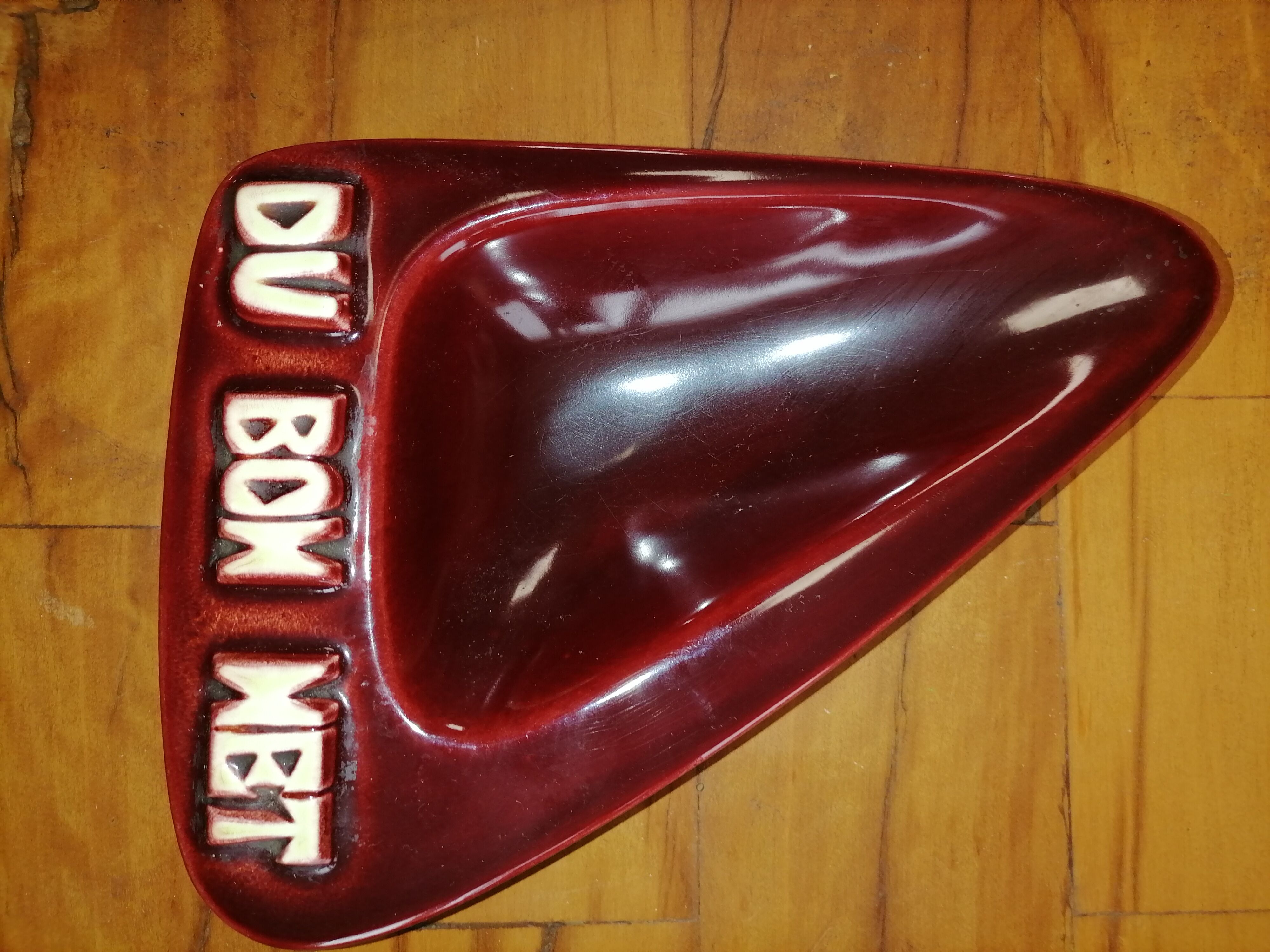 Advertising ashtray