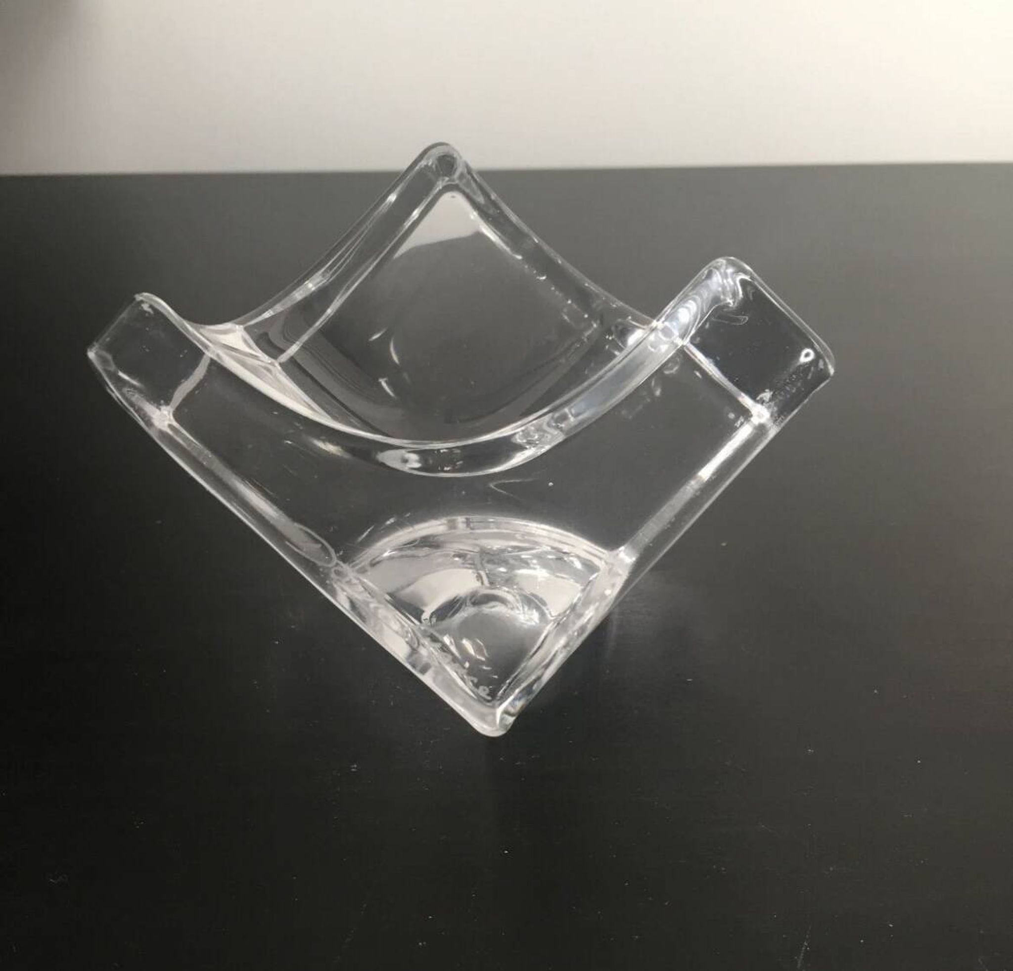 Beau cendrier cristal daum de la cubic collection