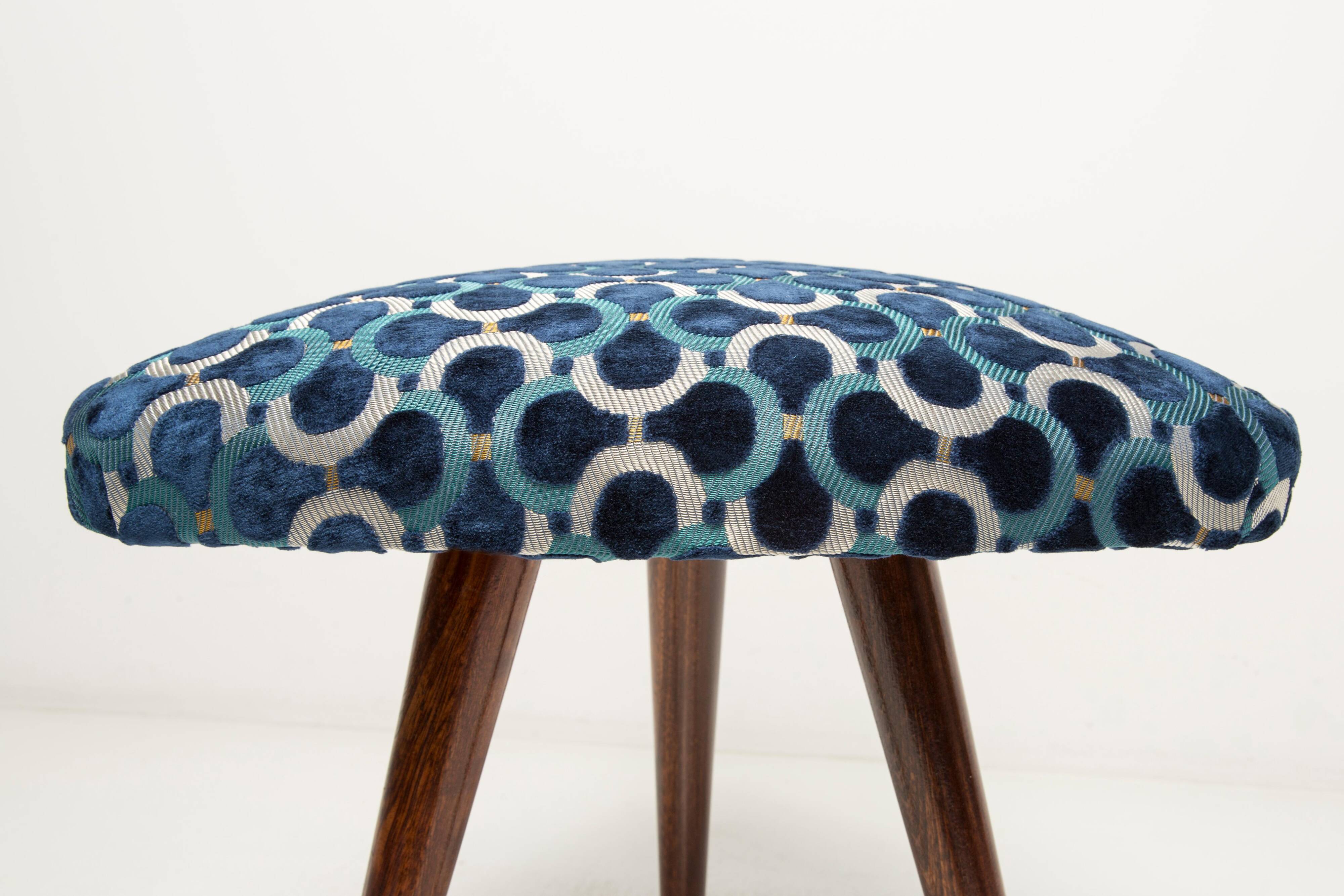 Set of two Scarabeo triangle stools in blue Dedar velvet, mid-century, Europe, 1960s.