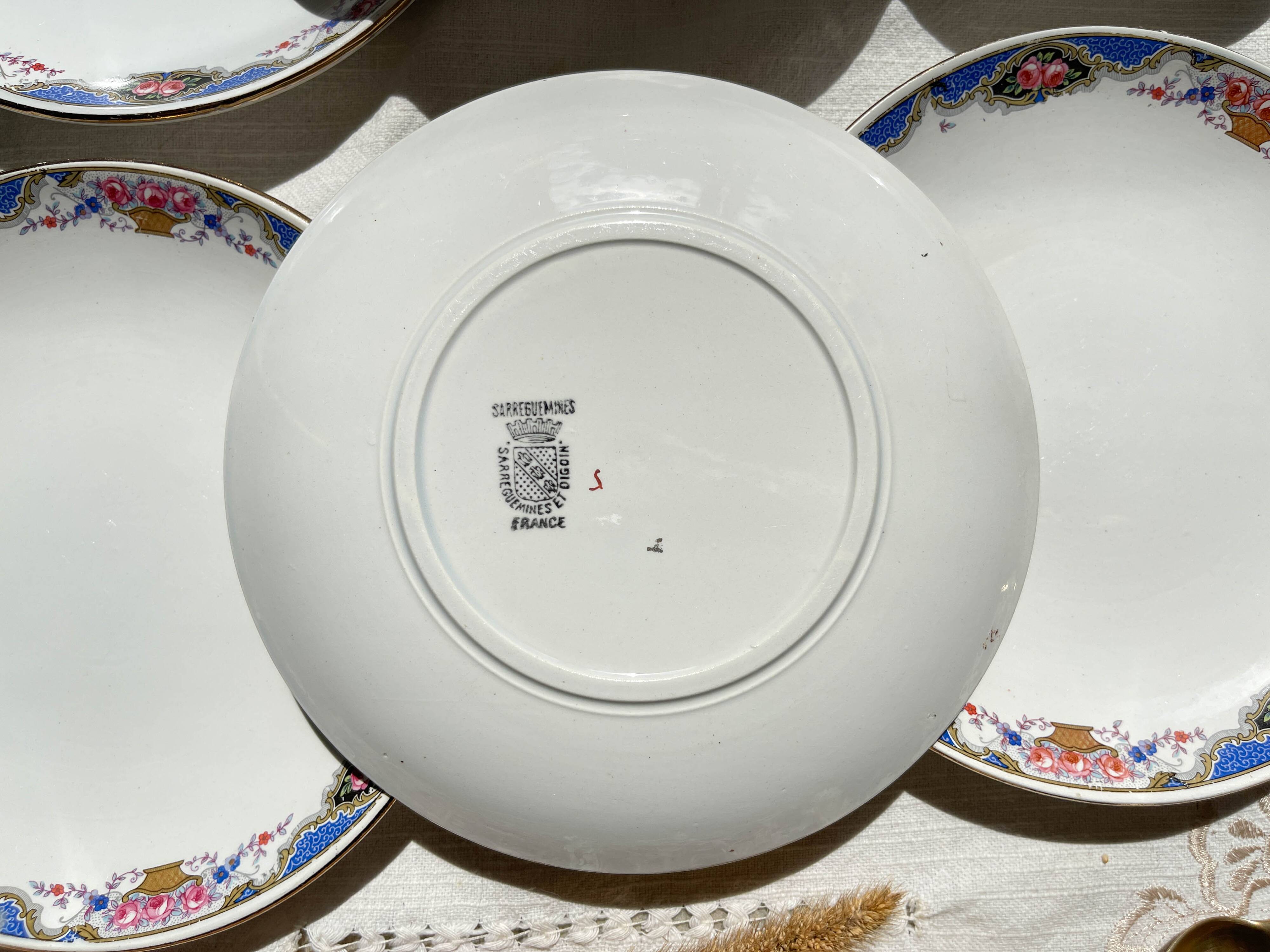 6 Small vintage French DIGOIN SARREGUEMINES flower plates 1950
