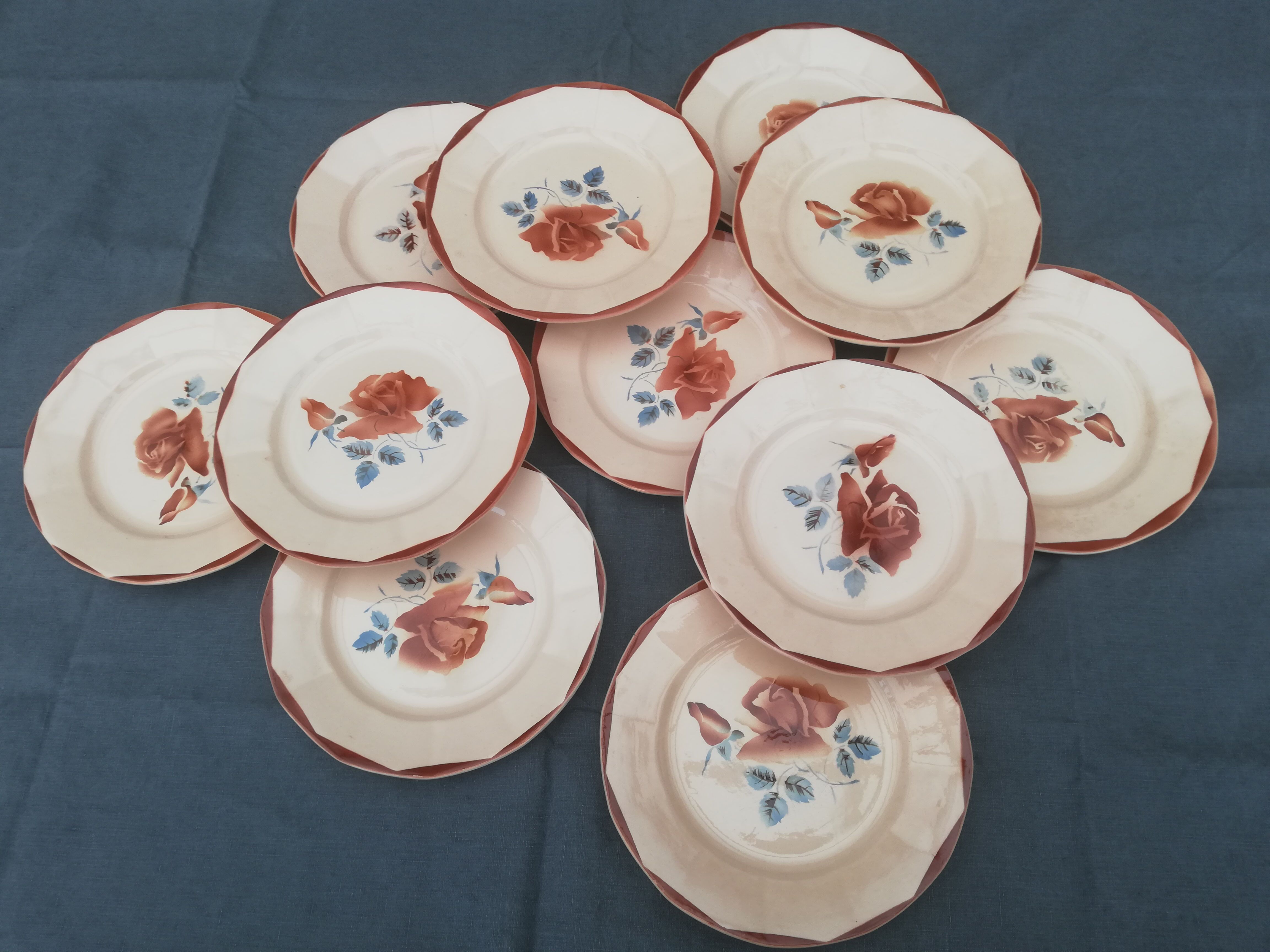 11 old flat plates