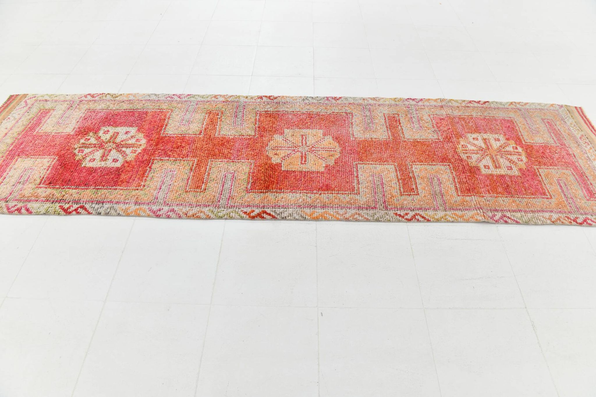 3x12 Faded Red Vintage Runner Rug, 97x353Cm