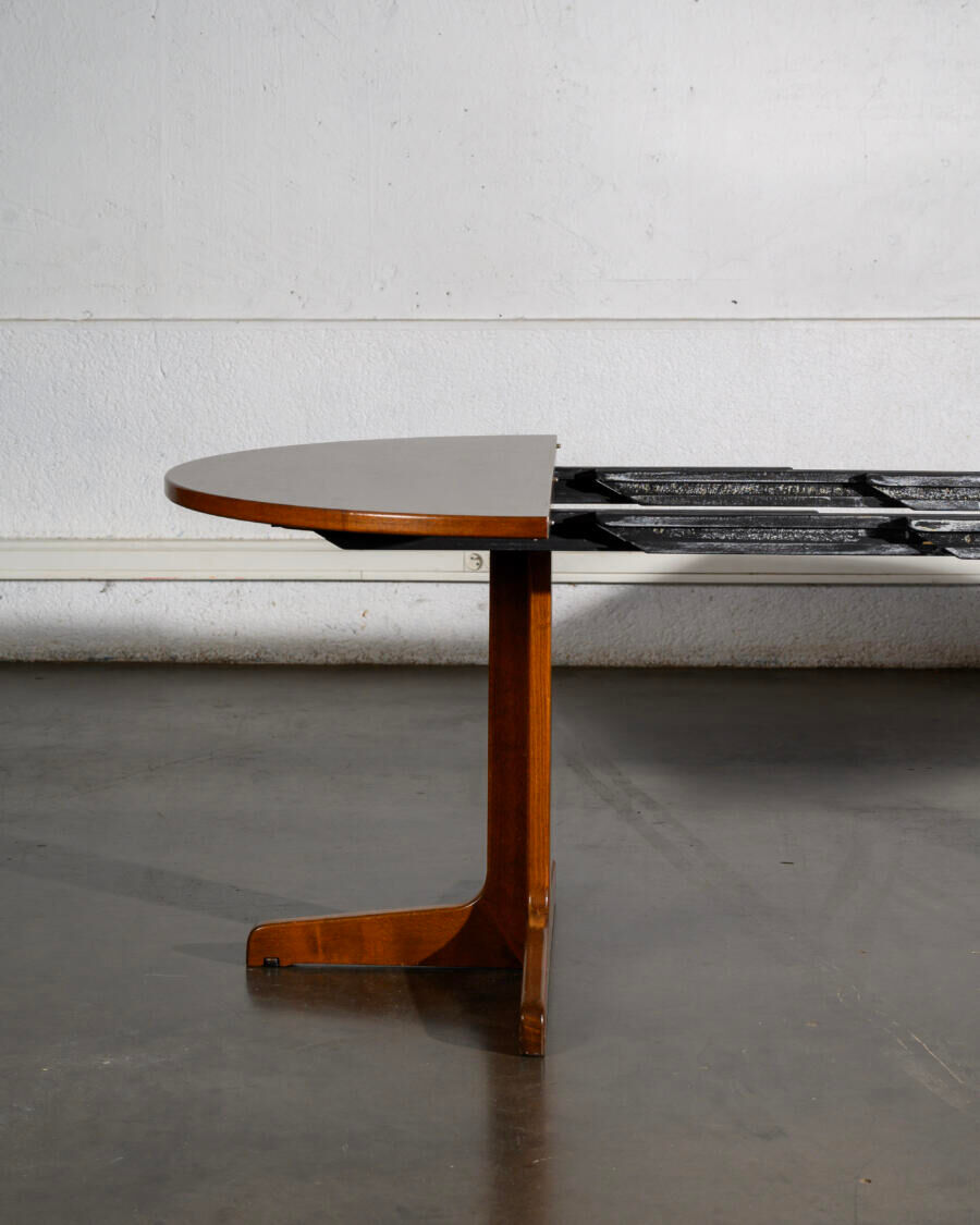 Thonet extending table