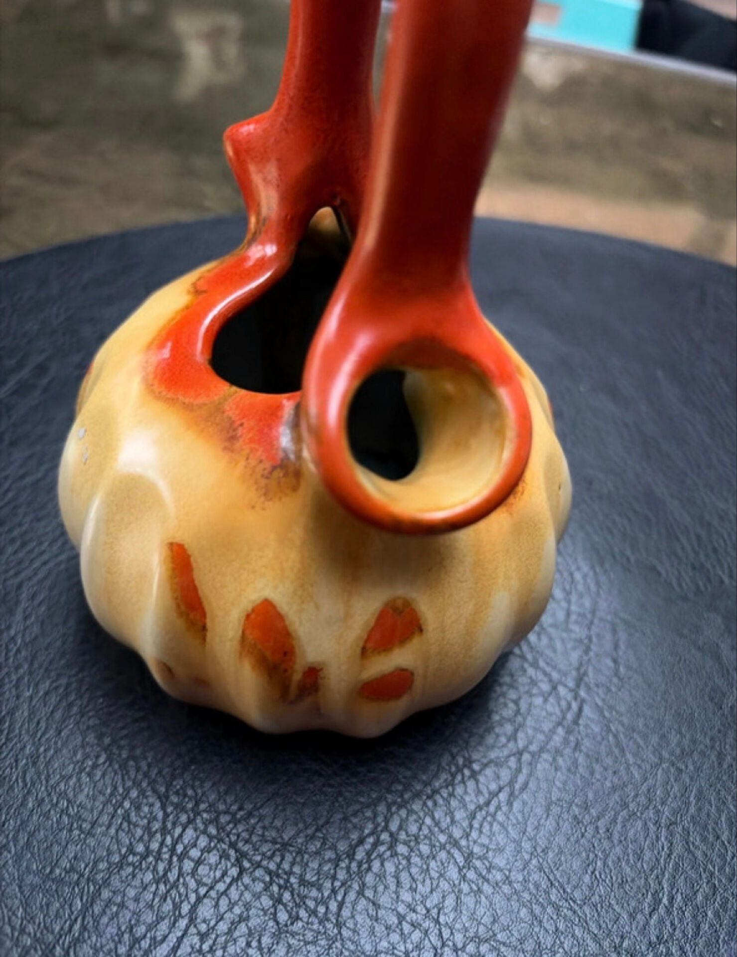 Vase soliflor double ouverture Belgique orange marron vintage