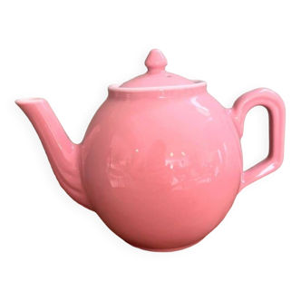 Pink teapot