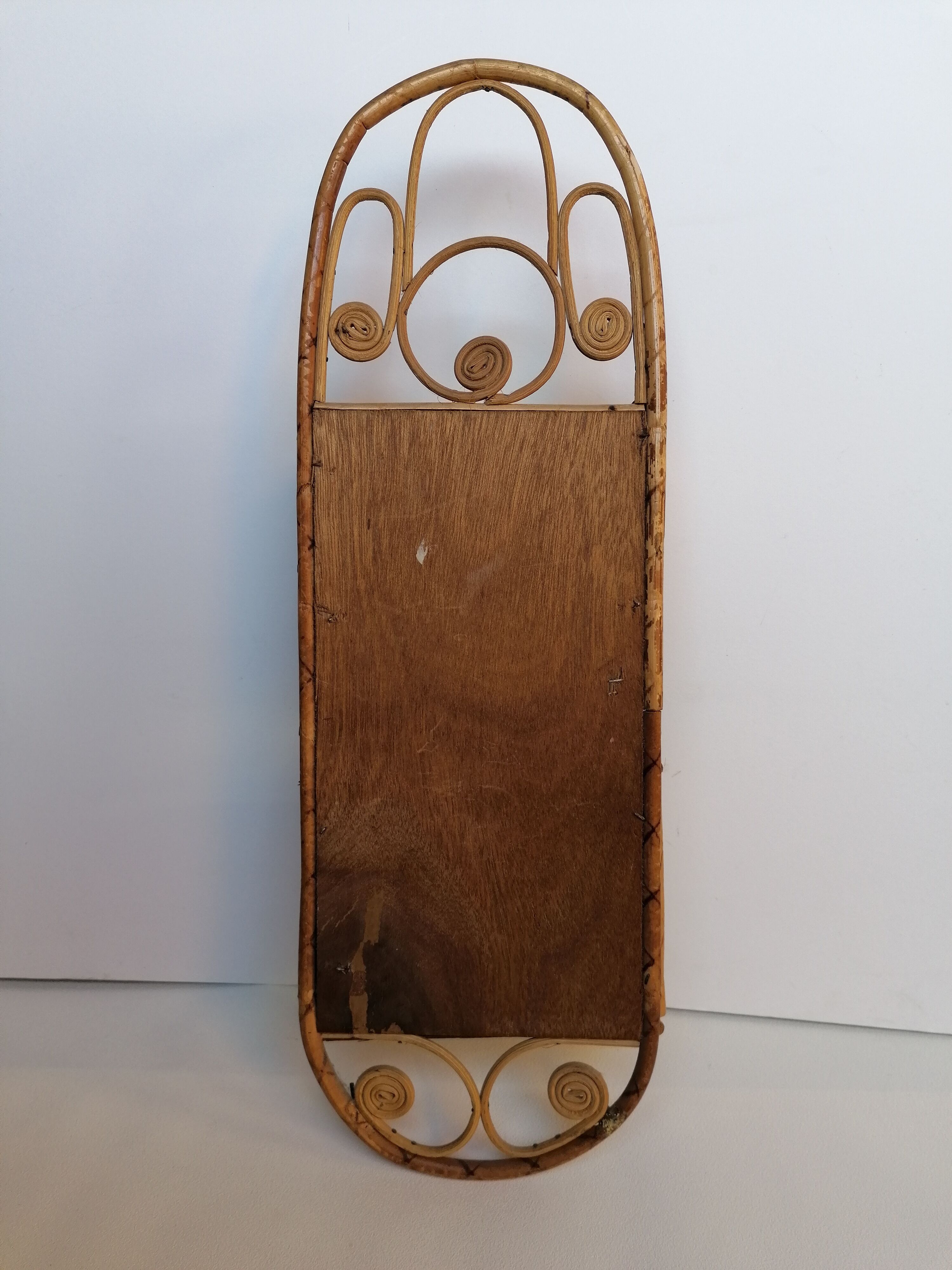 Rattan mail letter holder