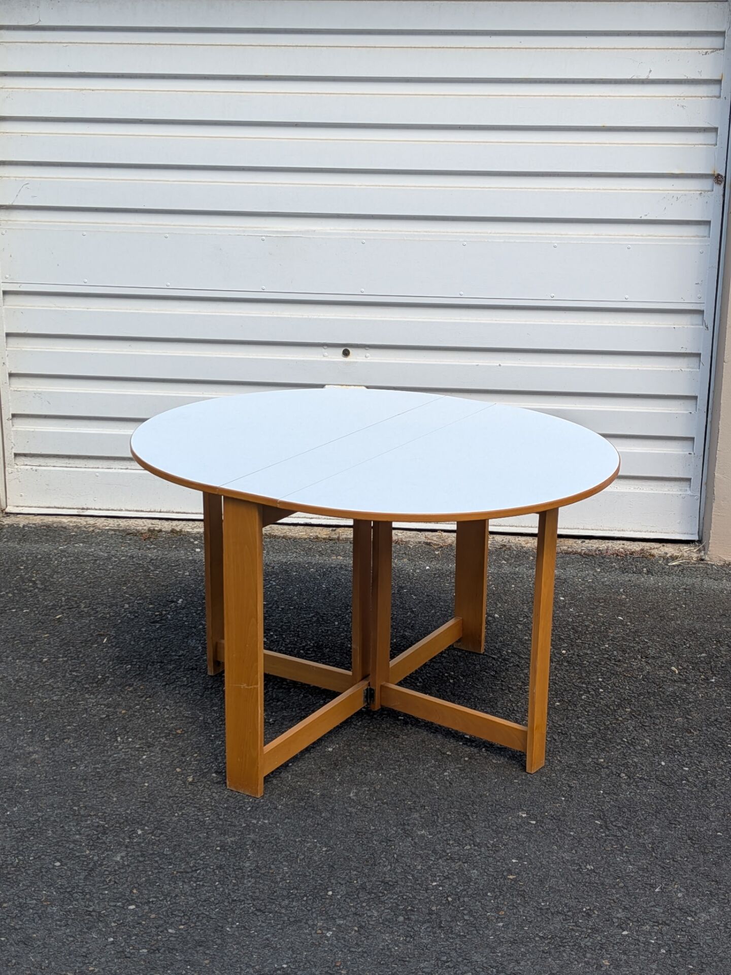 Table pliante vintage