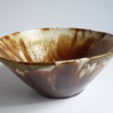 Enamelled terracotta cup