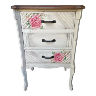 Small Art Deco chest of drawers with flowers