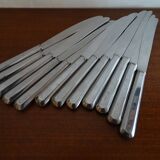 12 vintage Alpinox knives