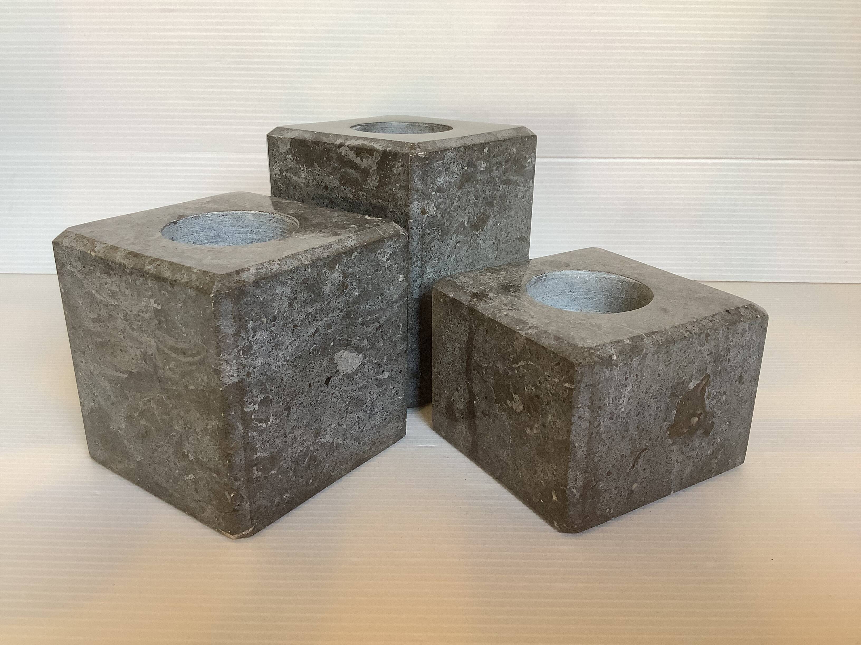 Trio of square candlesticks in veined marble