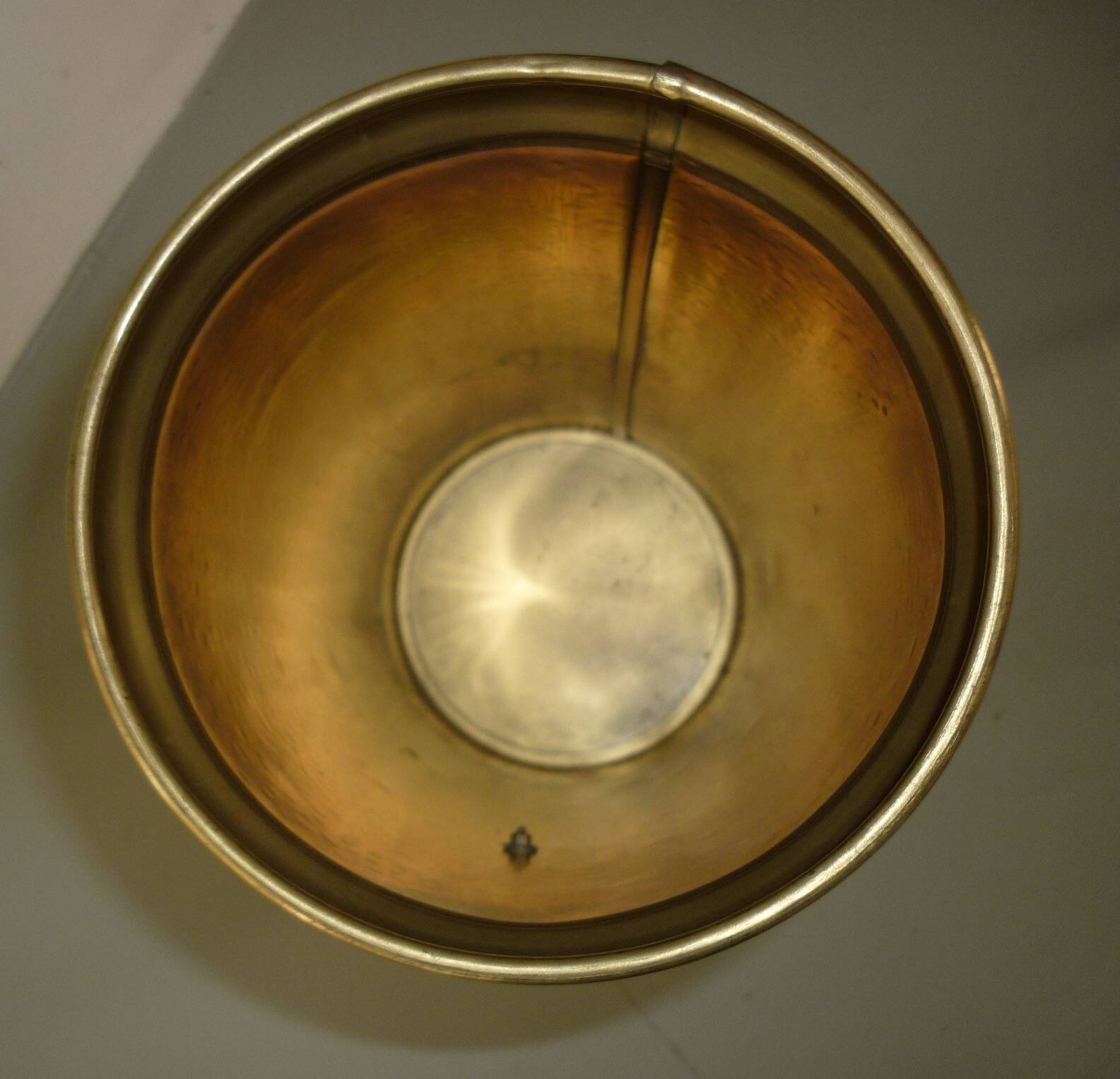 Umbrella stand in English gilded brass