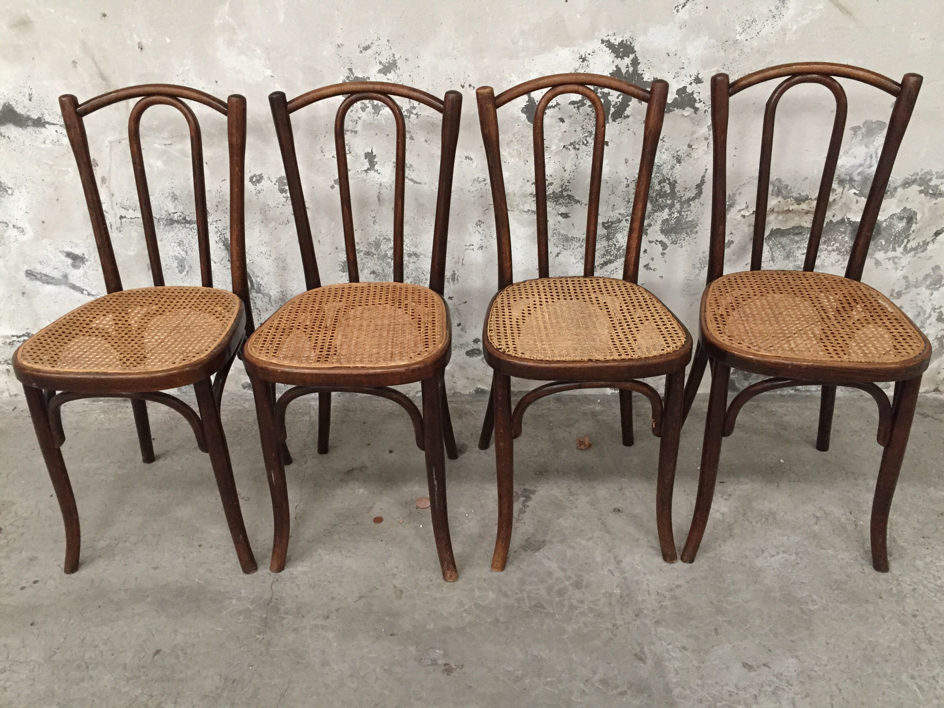 Series 4 chairs Bistro wood curved Fischel