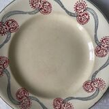 Series of 8 dessert plates 1900 in Longwy earthenware