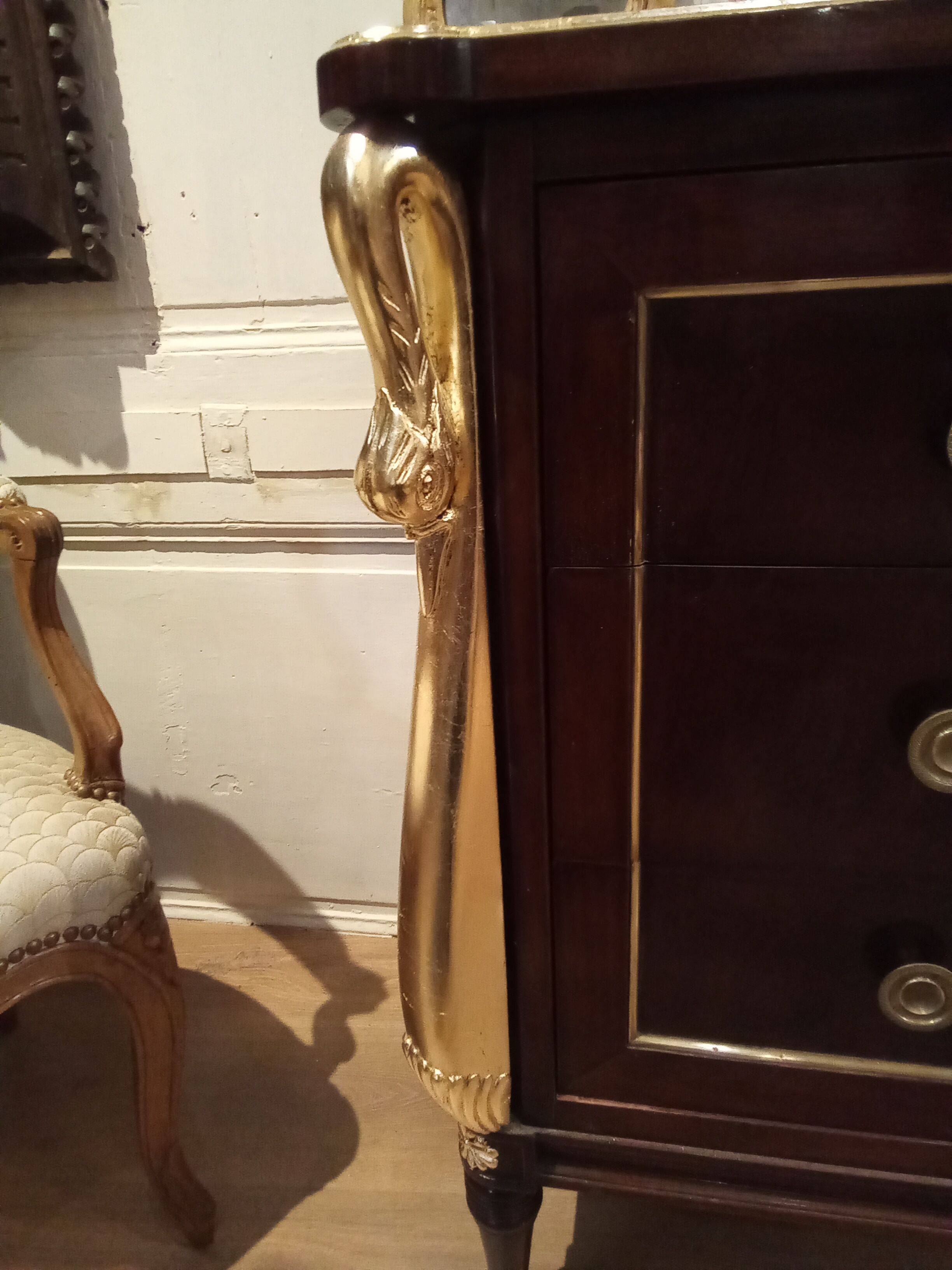 Chest of drawers swan neck