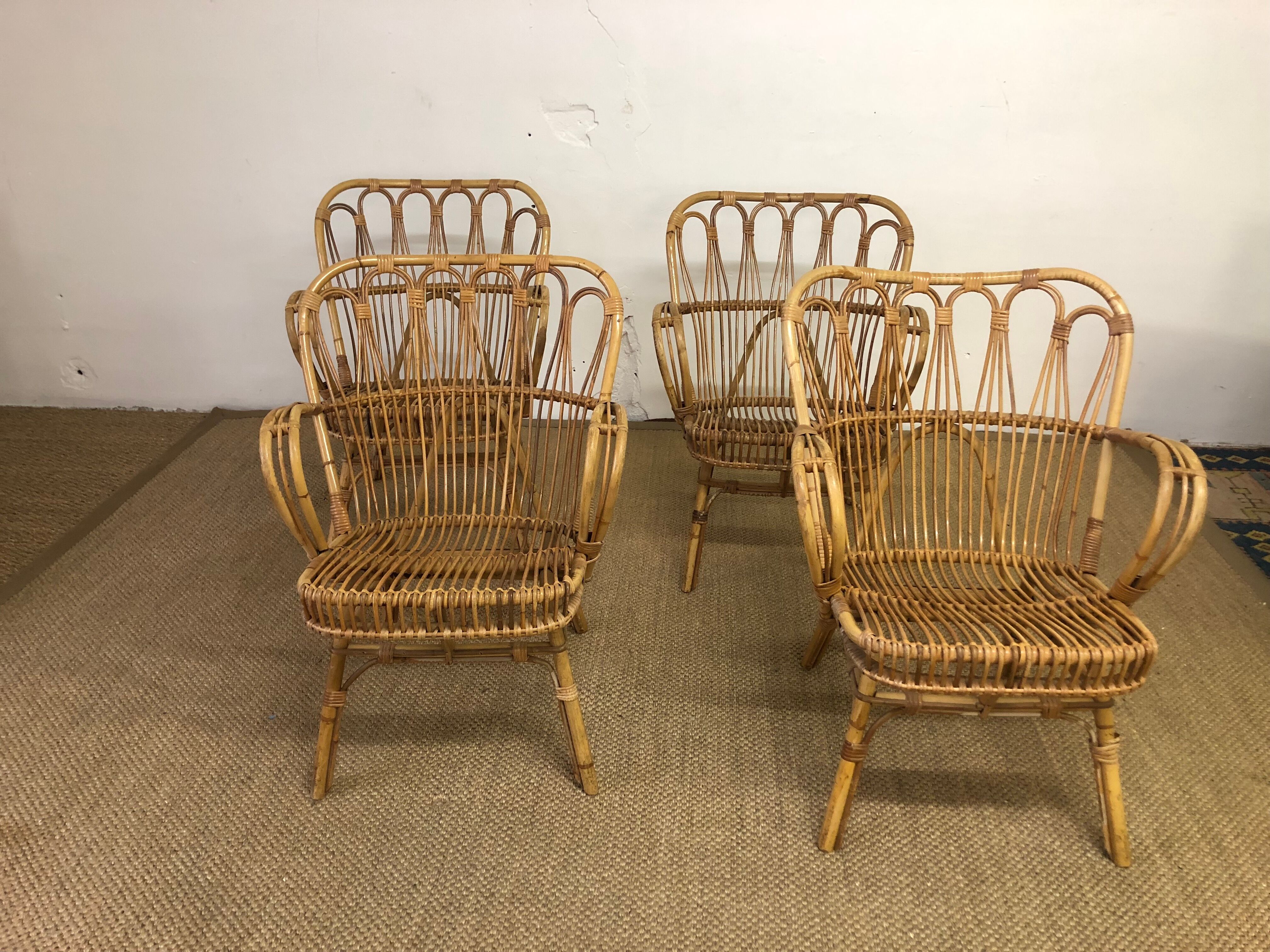 Set of 4 rattan armchairs