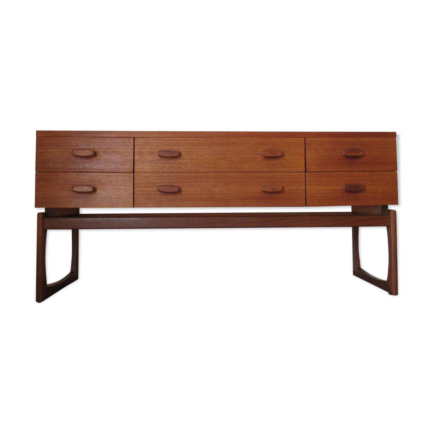 R.Bennett's dresser 1960