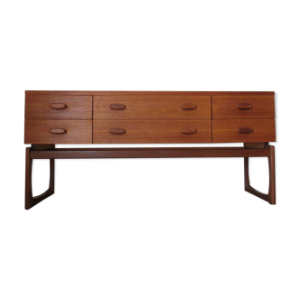 R.Bennett's dresser 1960