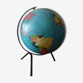 Globe terrestre taride des années 50