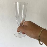 Flûtes décor ciselé