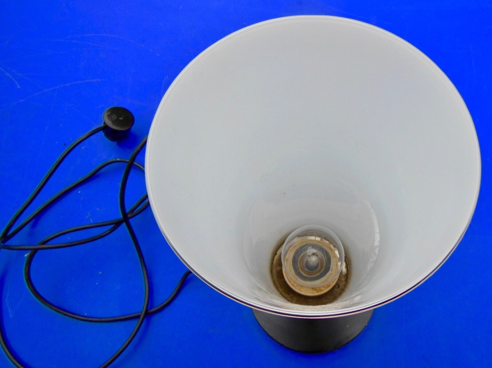 Old lamp design art deco vintage metal and opaline